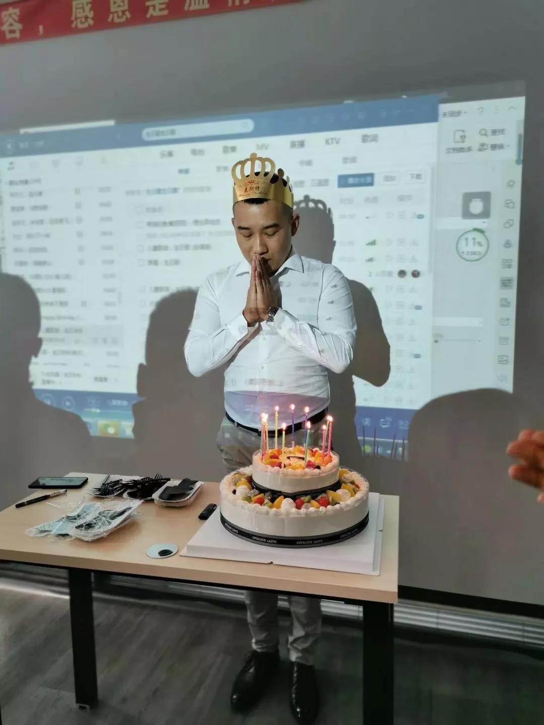 嵊燦十月生日會